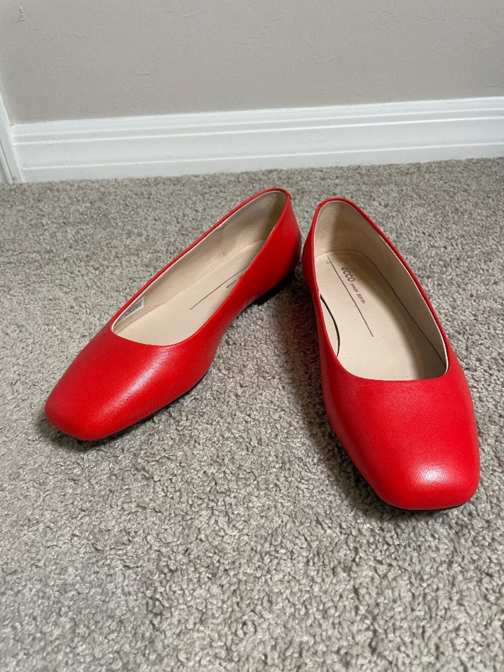 Beautiful Red Natural Leather ECCO Shoes